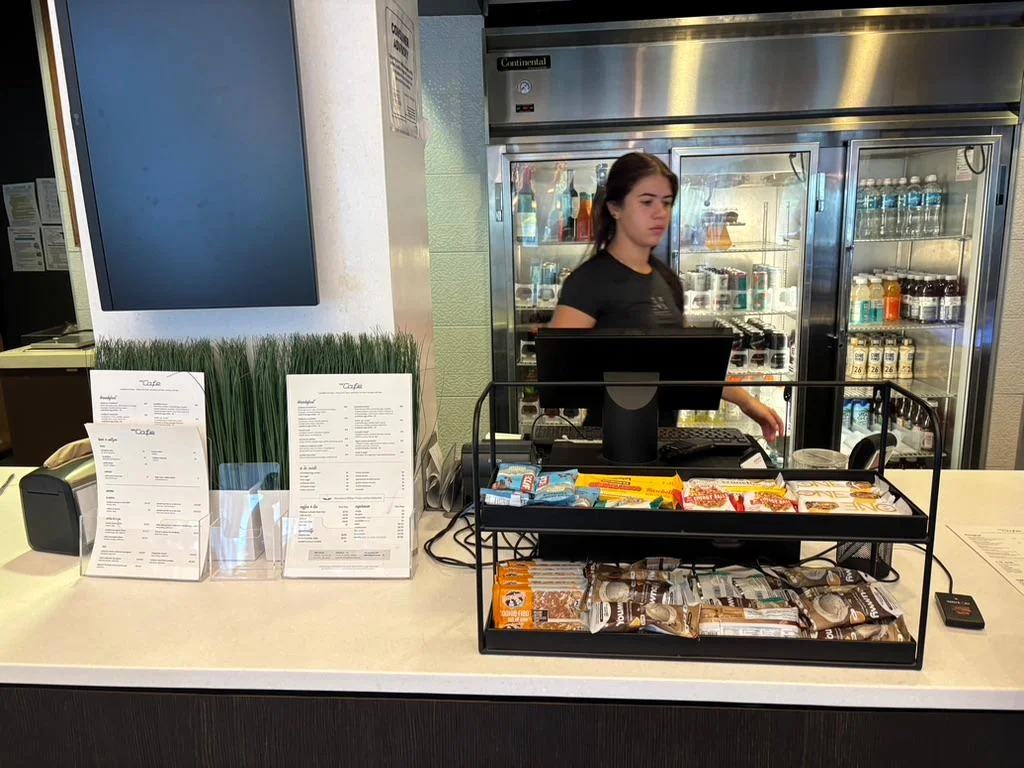 Punto de venta de Yoummy en The Café – Midtown Fitness Club, Orlando, Florida